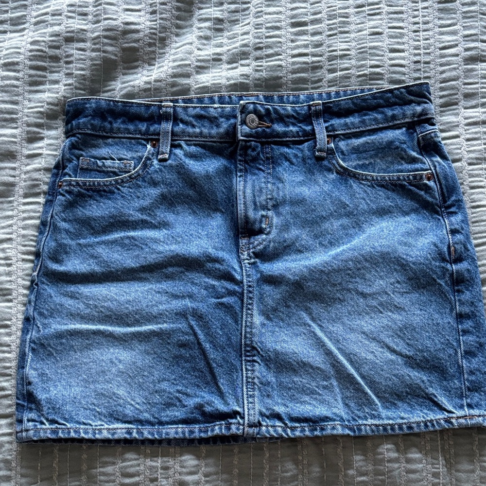 Old Navy Classic Blue Denim Mini Skirt